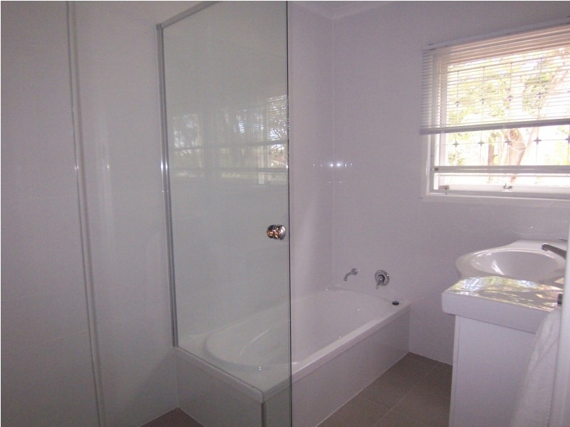 26 Albar Street, Wavell Heights QLD 4012