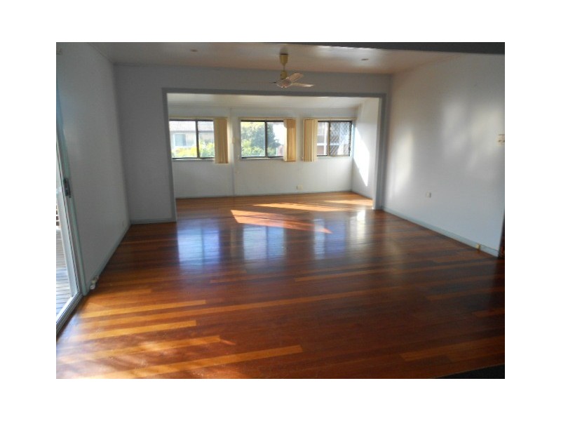 8 Trevorlea Street, Zillmere QLD 4034