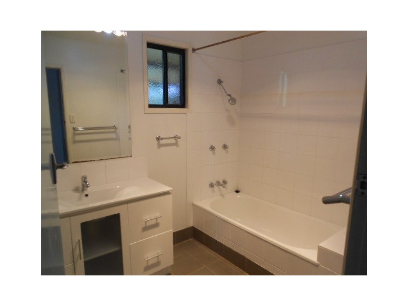 8 Trevorlea Street, Zillmere QLD 4034