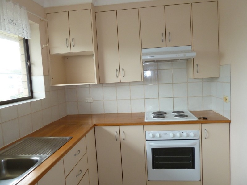 4/25 Hilltop Avenue, Chermside QLD 4032