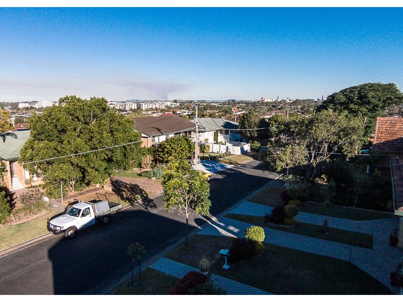 10 Hillhouse Street, Aspley QLD 4034