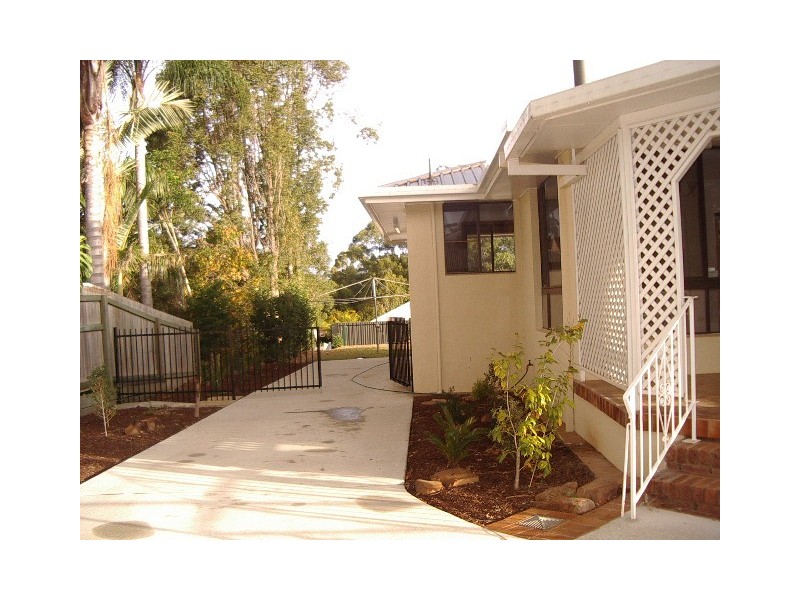 7 Farndon Place, Carseldine QLD 4034