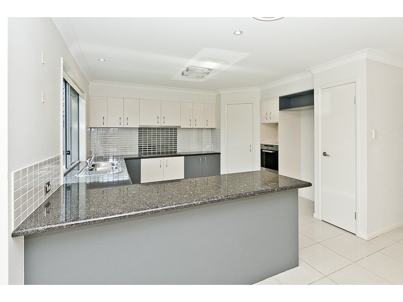 4 Possum Street, Warner QLD 4500