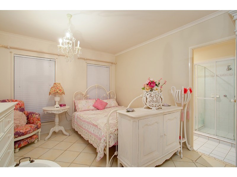 7 Rocklily Court, Chermside West QLD 4032