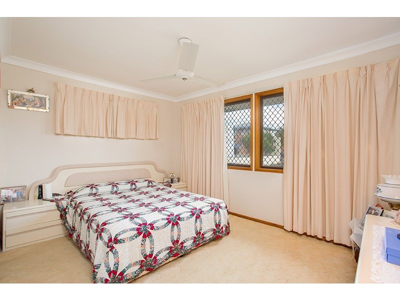 33 Claret Street, Carseldine QLD 4034