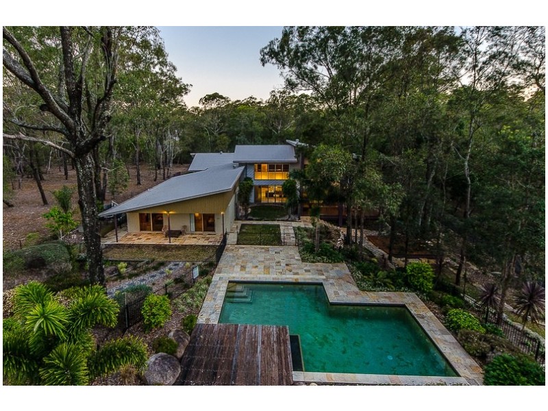 73 Neville Road, Bridgeman Downs QLD 4035