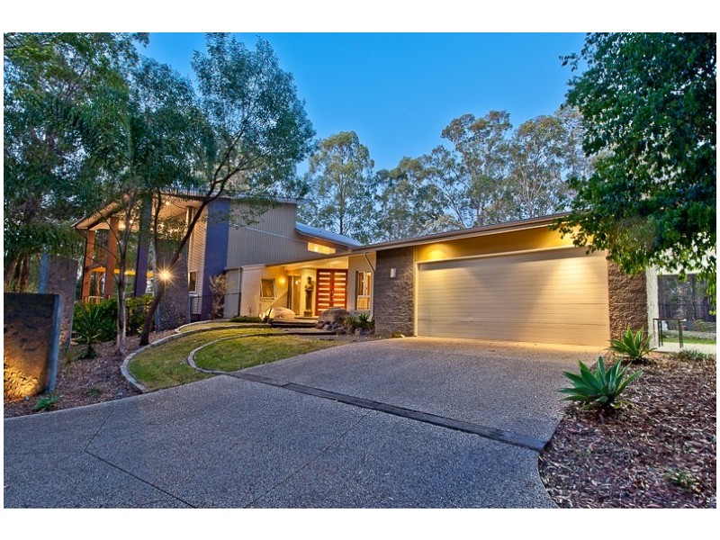 73 Neville Road, Bridgeman Downs QLD 4035