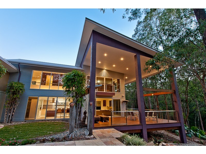 73 Neville Road, Bridgeman Downs QLD 4035