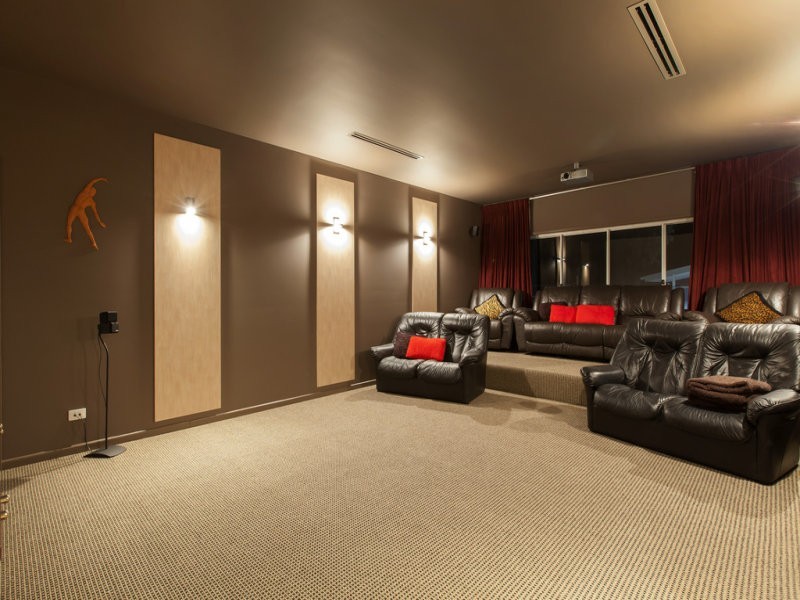 73 Neville Road, Bridgeman Downs QLD 4035