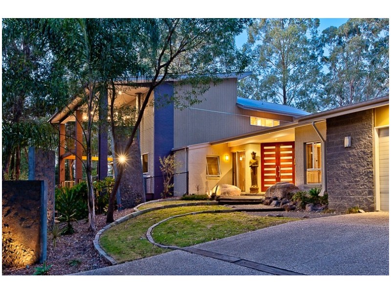 73 Neville Road, Bridgeman Downs QLD 4035