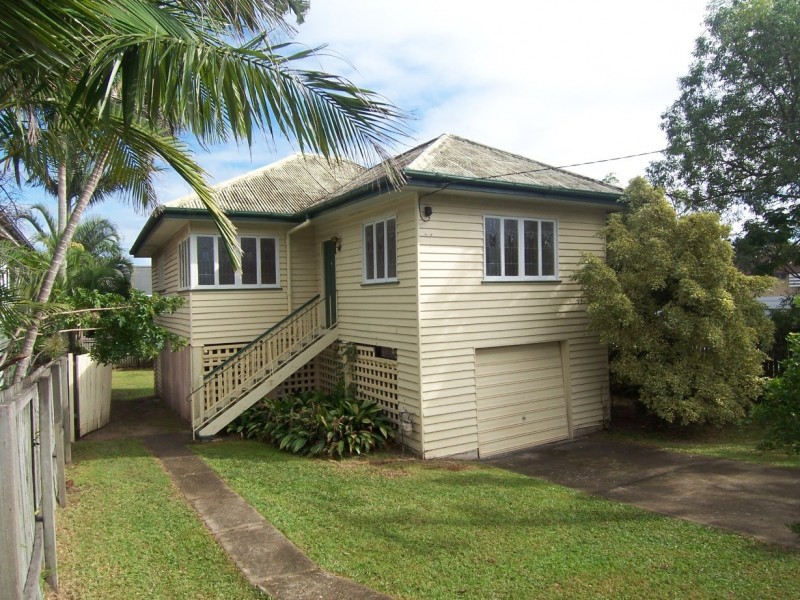 30 Emerald Street, Kedron QLD 4031