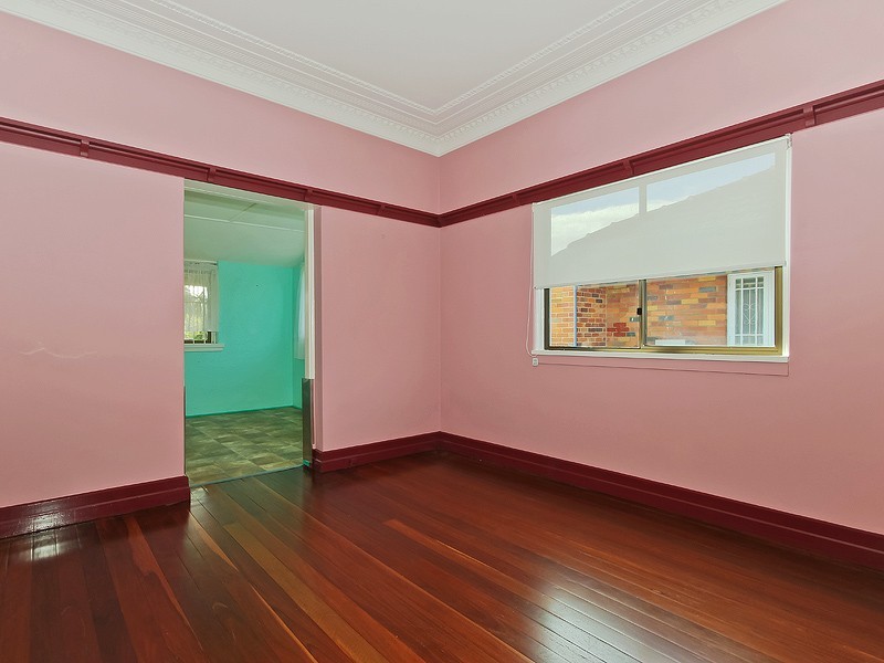 221 Rode Road, Wavell Heights QLD 4012