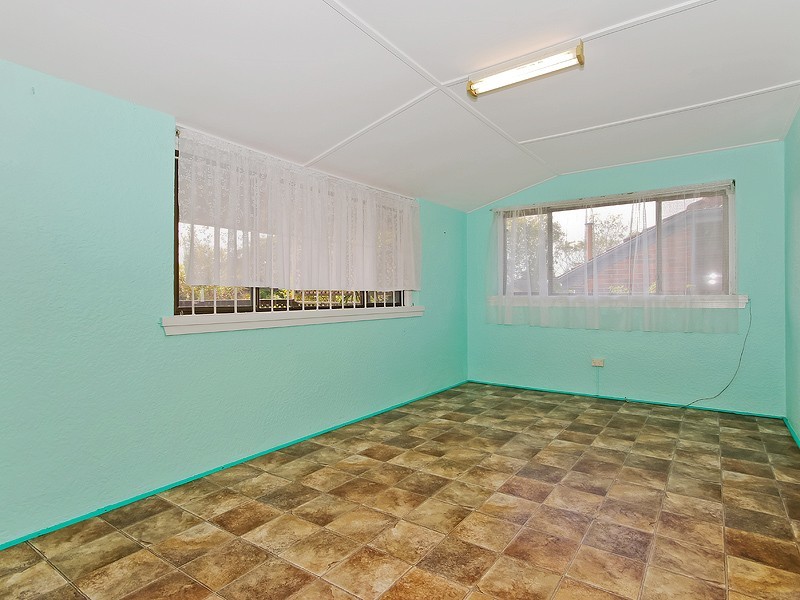 221 Rode Road, Wavell Heights QLD 4012