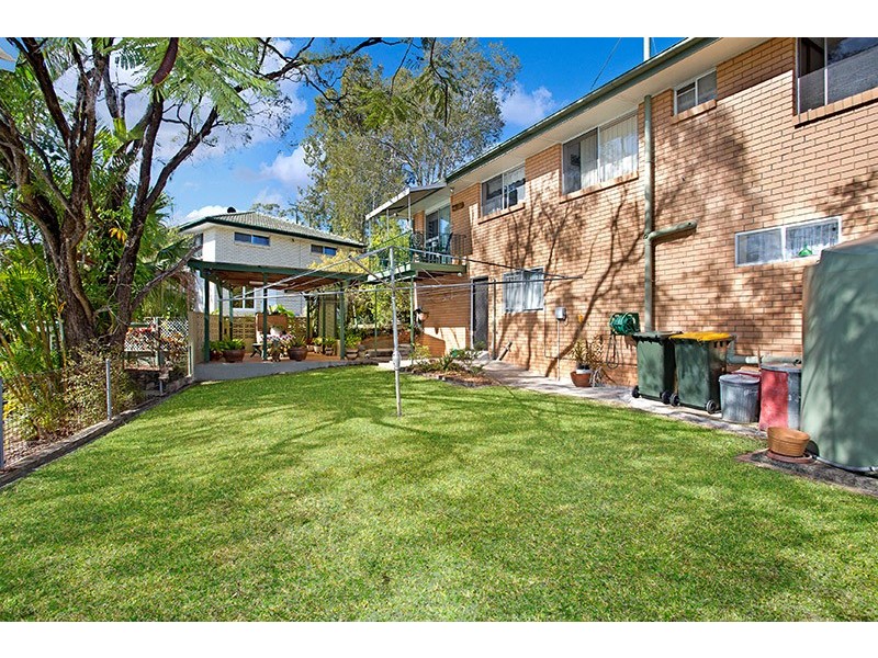 1 Widmark Street, Stafford Heights QLD 4053