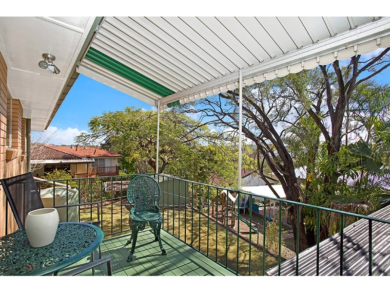 1 Widmark Street, Stafford Heights QLD 4053