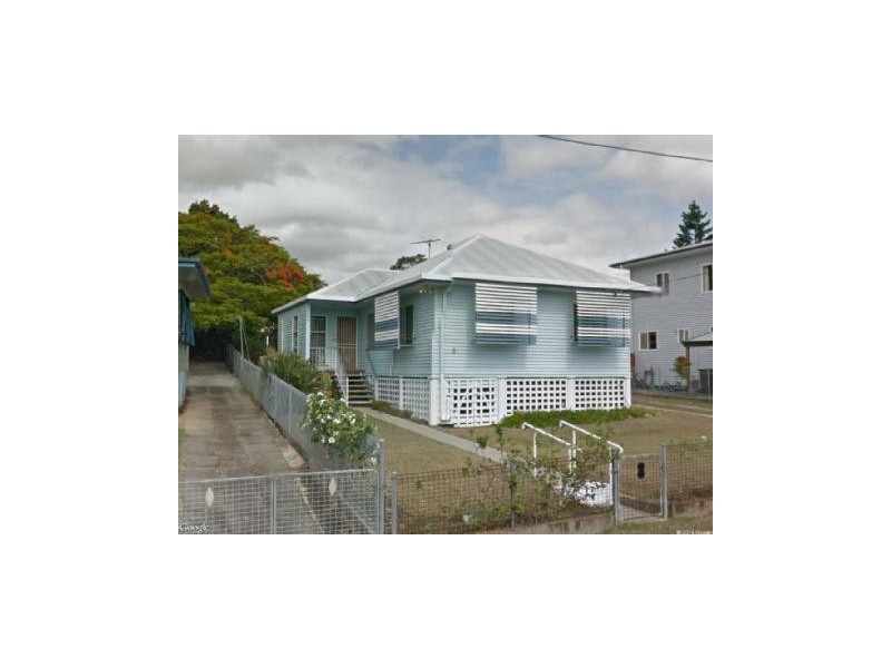 8 Meemar Street, Chermside QLD 4032