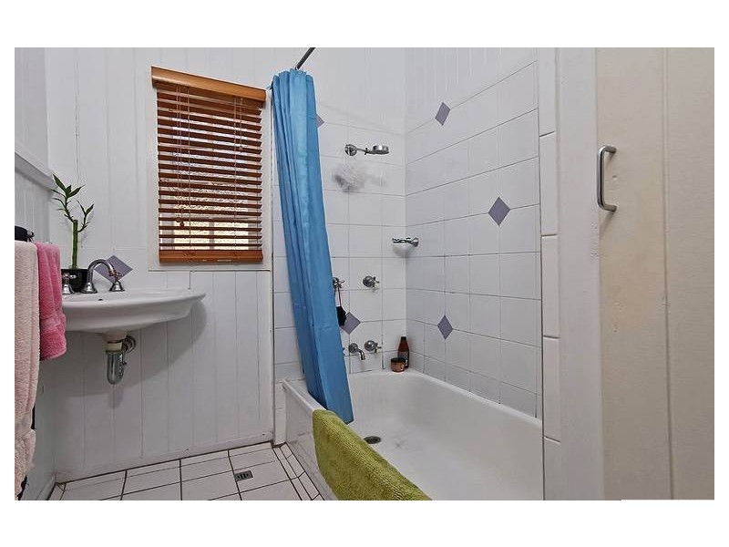 15 Edinburgh Castle Road, Kedron QLD 4031