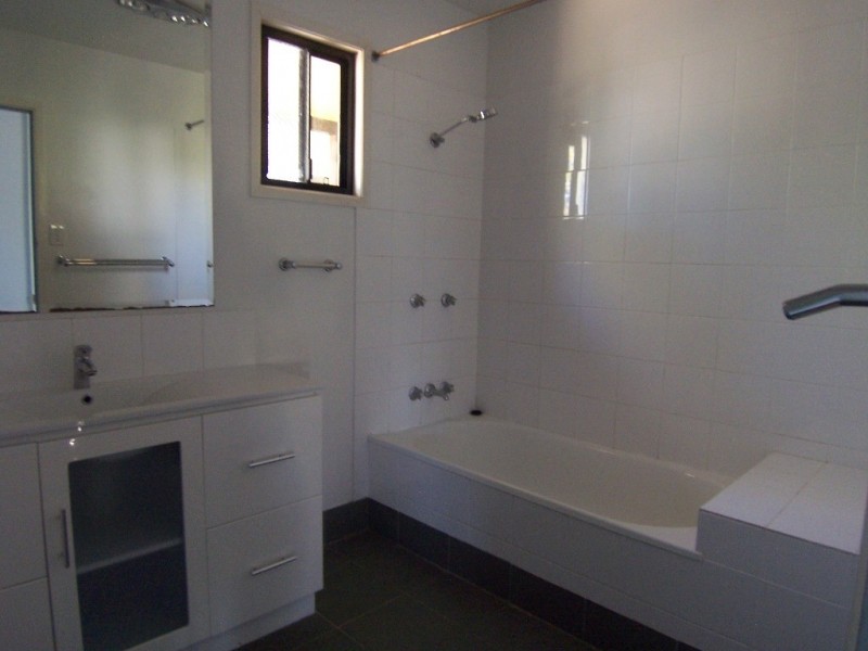 8 Trevorlea Street, Zillmere QLD 4034