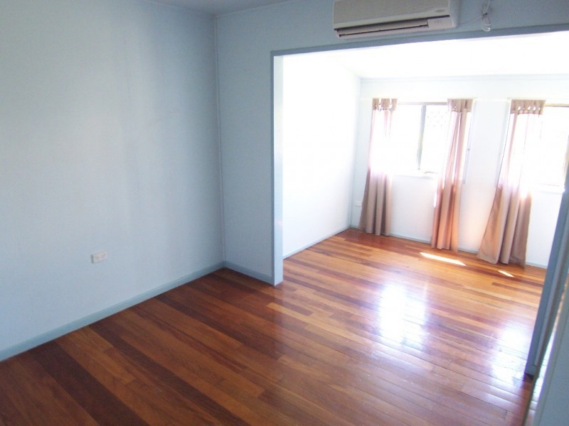 8 Trevorlea Street, Zillmere QLD 4034