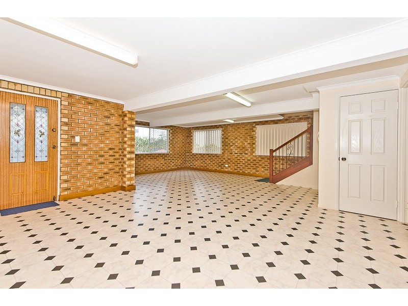 7 Bruce Street, Chermside QLD 4032