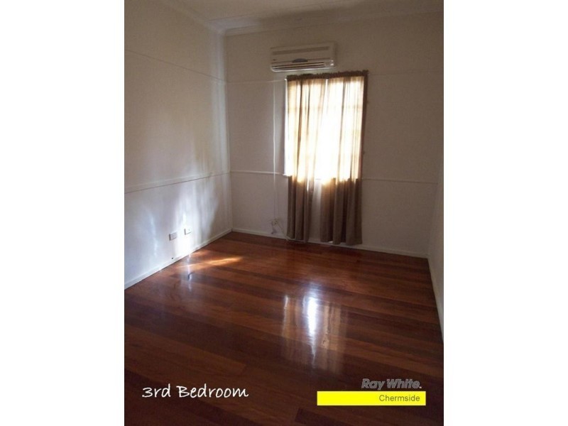 73 Nielson Street, Chermside QLD 4032