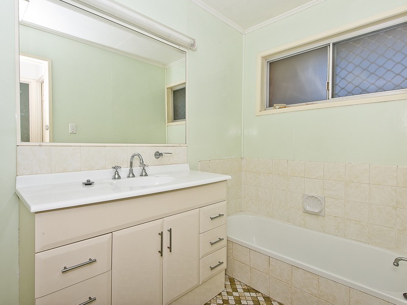 2 Rockett Street, Aspley QLD 4034