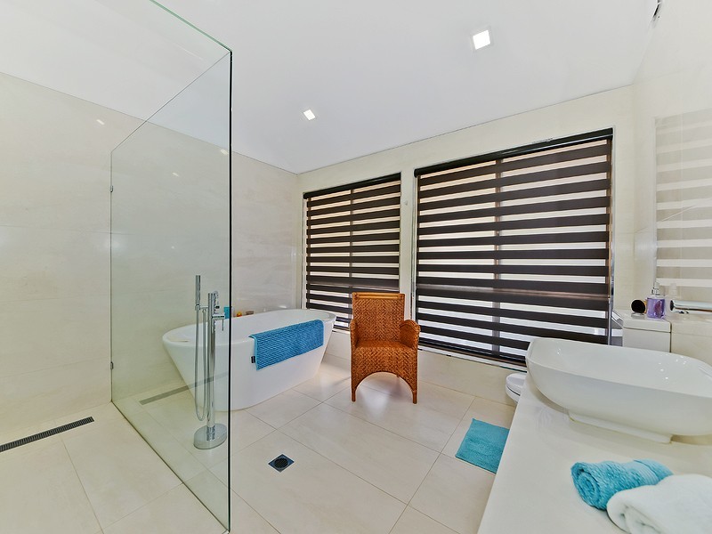 103 Bridgeman Road, Bridgeman Downs QLD 4035