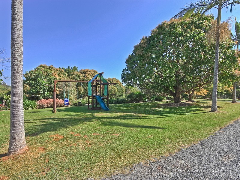 103 Bridgeman Road, Bridgeman Downs QLD 4035