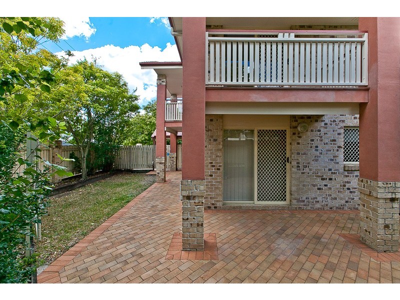 4/14 Greenbank Street, Chermside QLD 4032