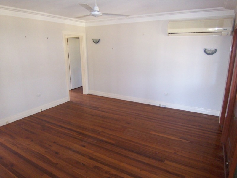 33 Thuruna Street, Stafford QLD 4053