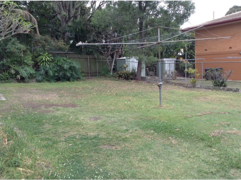5 Hilltop Avenue, Chermside QLD 4032