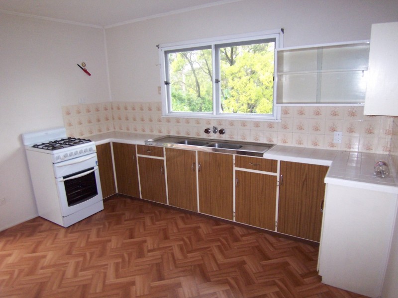 80 Camelia Avenue, Everton Hills QLD 4053