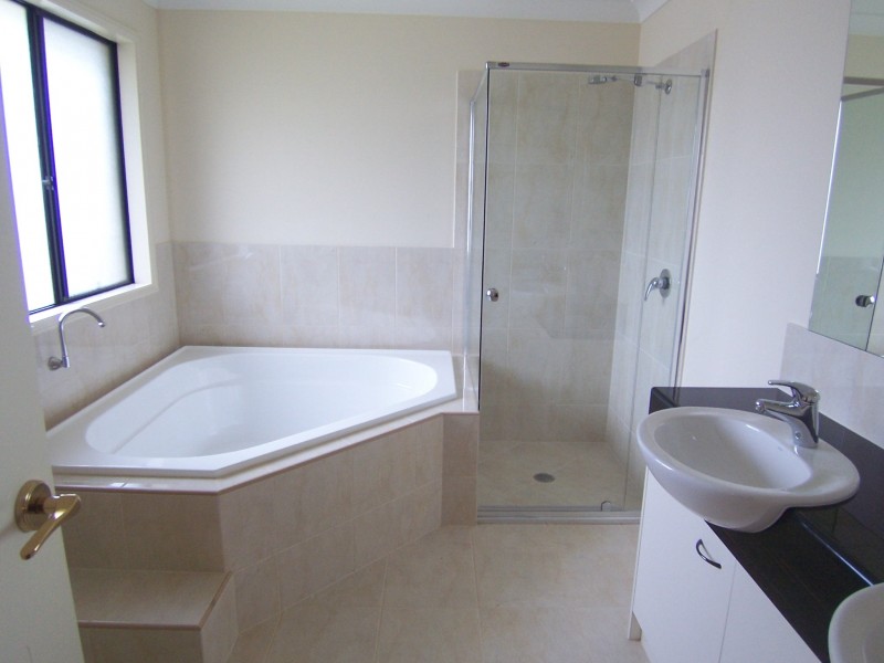 19 Oakwood Road, Warner QLD 4500