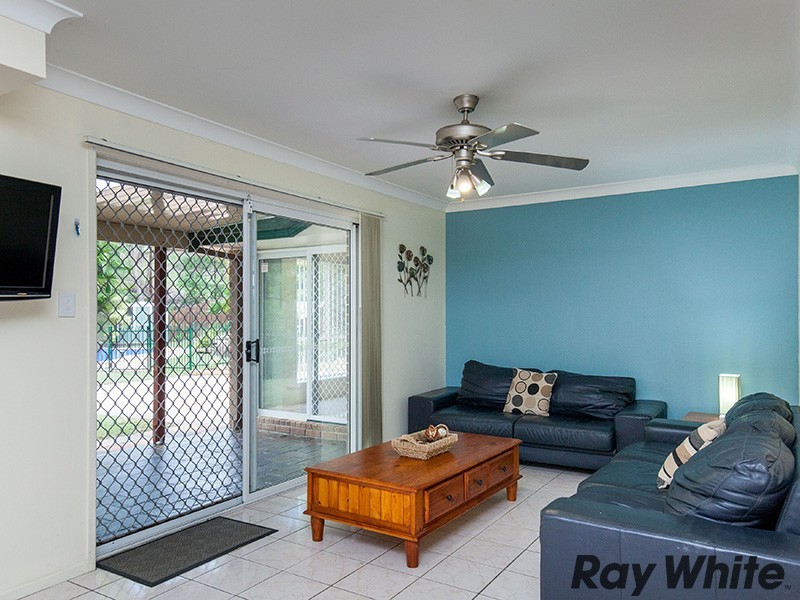 22 Peppermint Drive, Cashmere QLD 4500