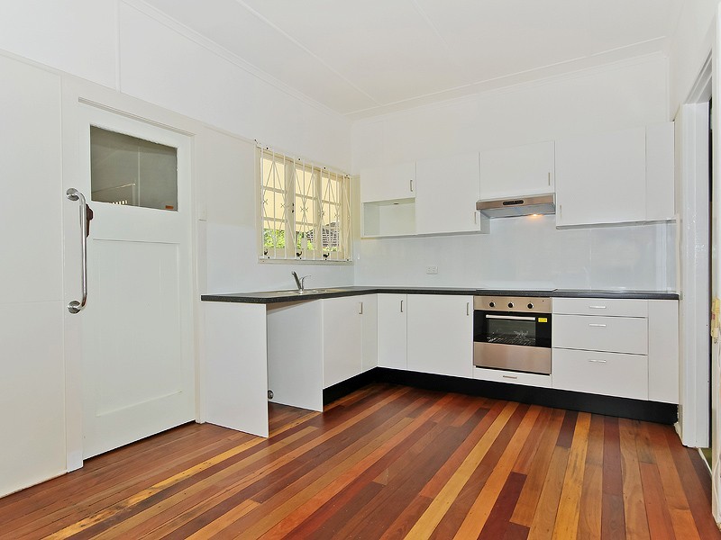 6 Mercer Avenue, Kedron QLD 4031