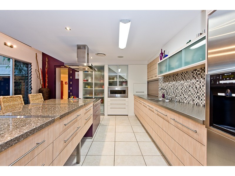 73 Neville Road, Bridgeman Downs QLD 4035