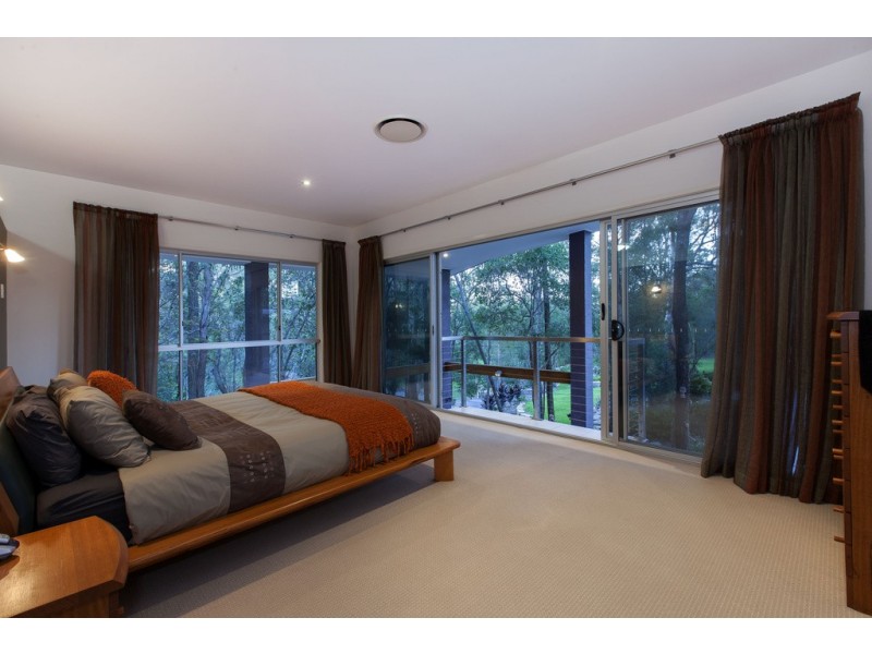 73 Neville Road, Bridgeman Downs QLD 4035