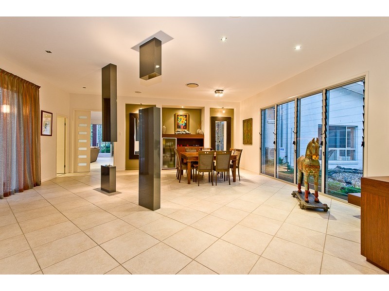 73 Neville Road, Bridgeman Downs QLD 4035