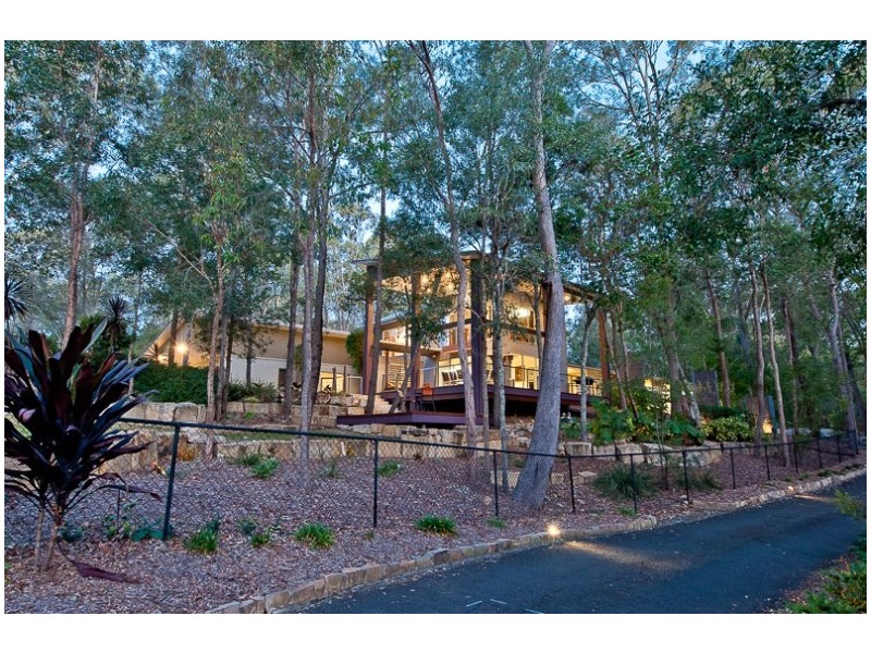 73 Neville Road, Bridgeman Downs QLD 4035