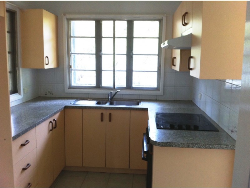 31 Esdale Street, Wavell Heights QLD 4012