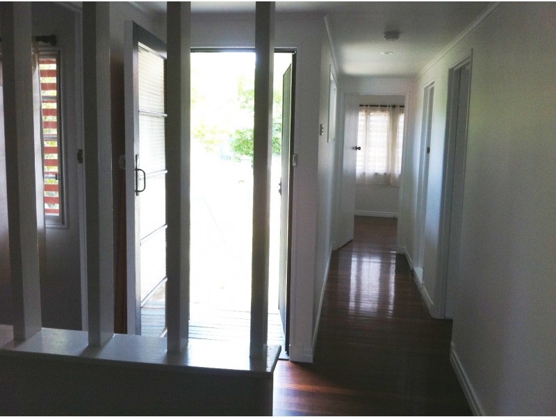 31 Esdale Street, Wavell Heights QLD 4012