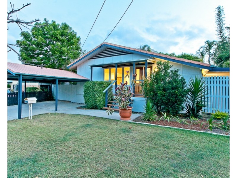 16 Glenhaven Street, Kedron QLD 4031