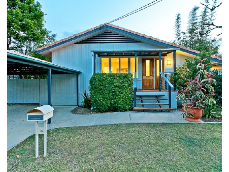 16 Glenhaven Street, Kedron QLD 4031