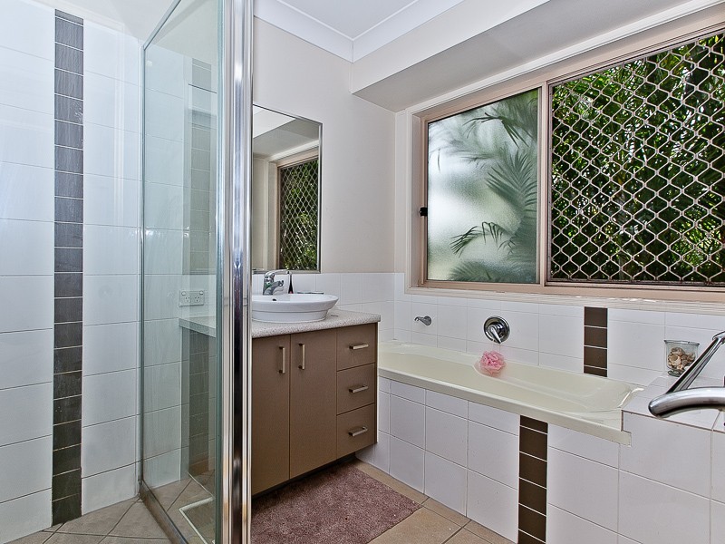 1 Dean Street, Bray Park QLD 4500