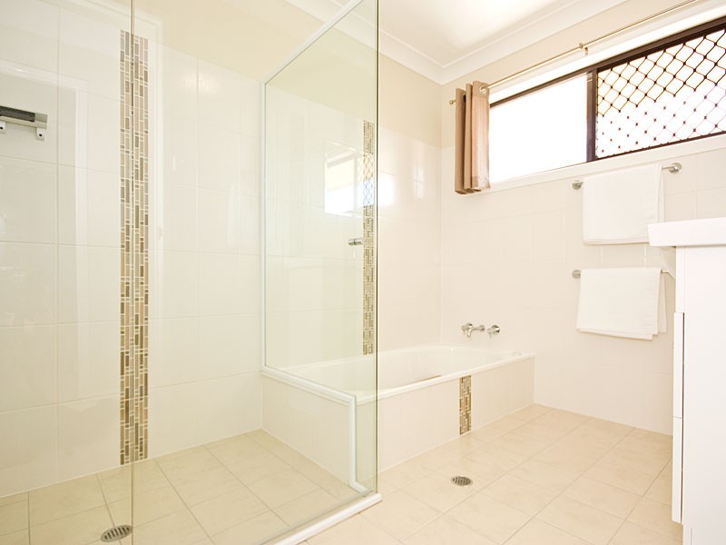 5 Birra Street, Chermside West QLD 4032