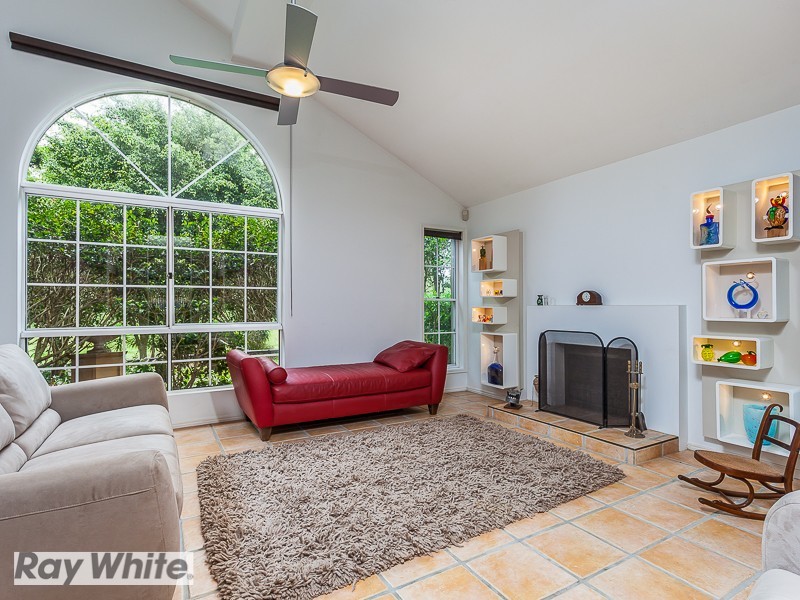 22 Bronson Street, Bridgeman Downs QLD 4035