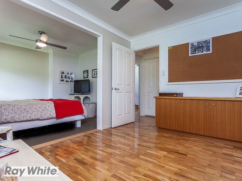 22 Bronson Street, Bridgeman Downs QLD 4035