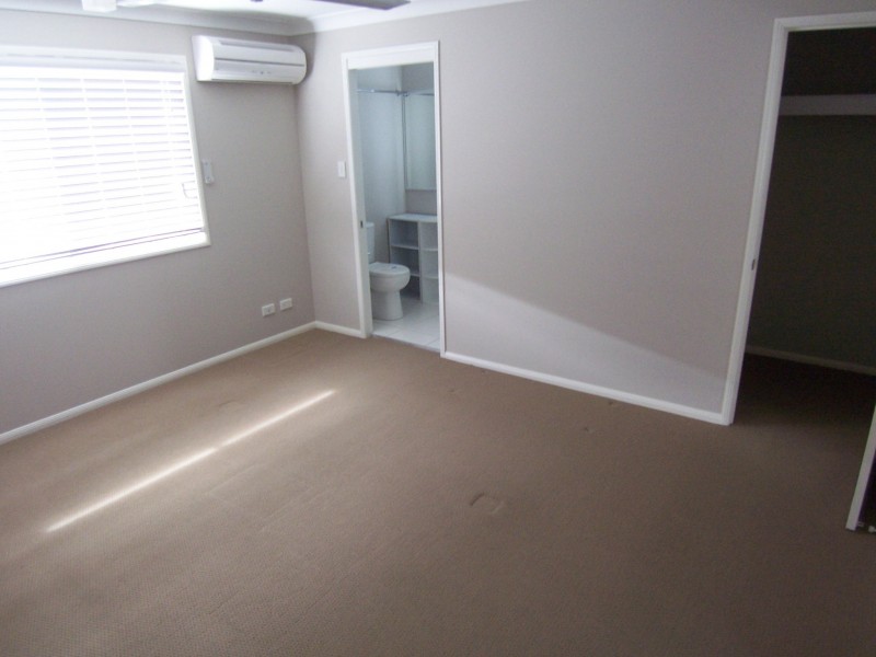 81A Curwen Terrace, Chermside QLD 4032