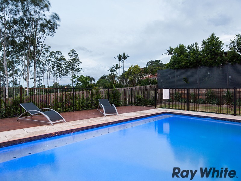 4 Dress Circle Court, Bridgeman Downs QLD 4035
