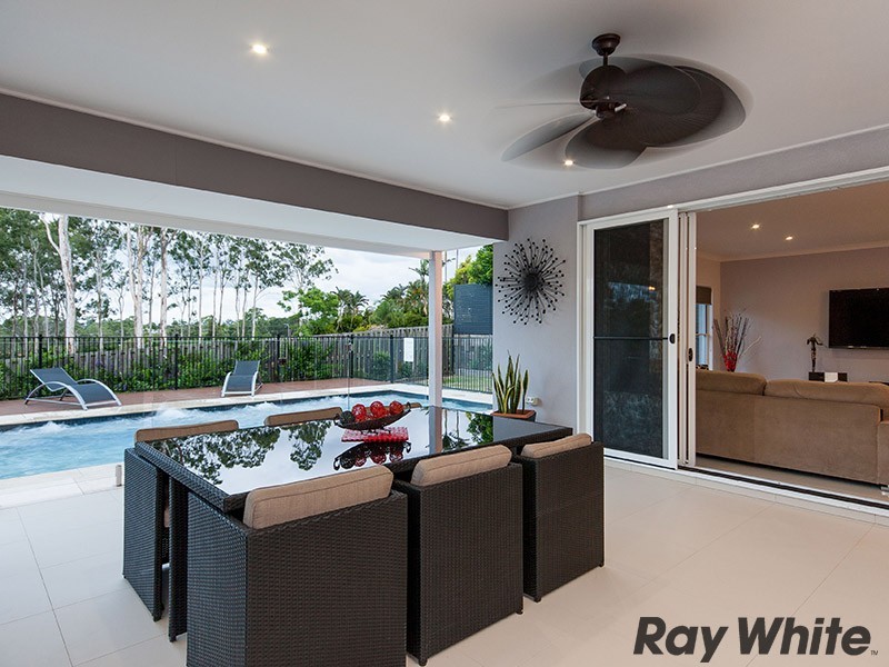 4 Dress Circle Court, Bridgeman Downs QLD 4035